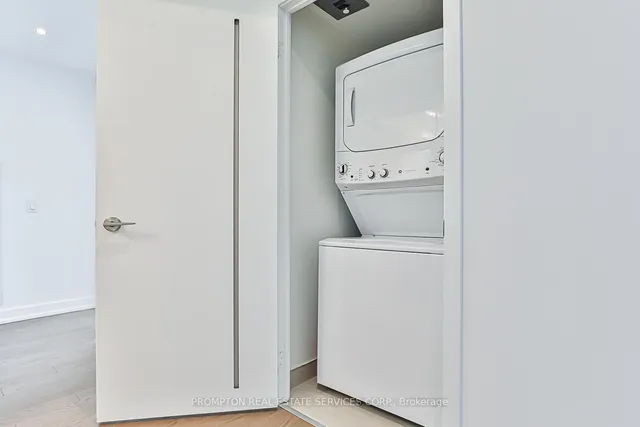Additional image 19 of 20 Lombard St Unit 3902