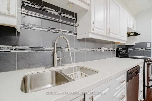 Additional image 9 of 714 The West Mall Unit 903