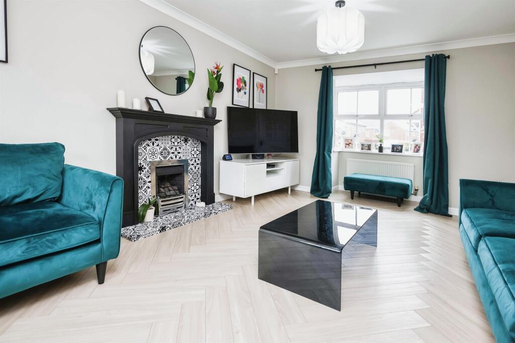 Additional image 7 of Hawksworth Crescent, Chelmsley Wood, Birmingham