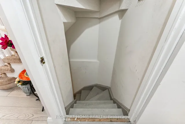 Additional image 30 of 108 Goldenlight Circ