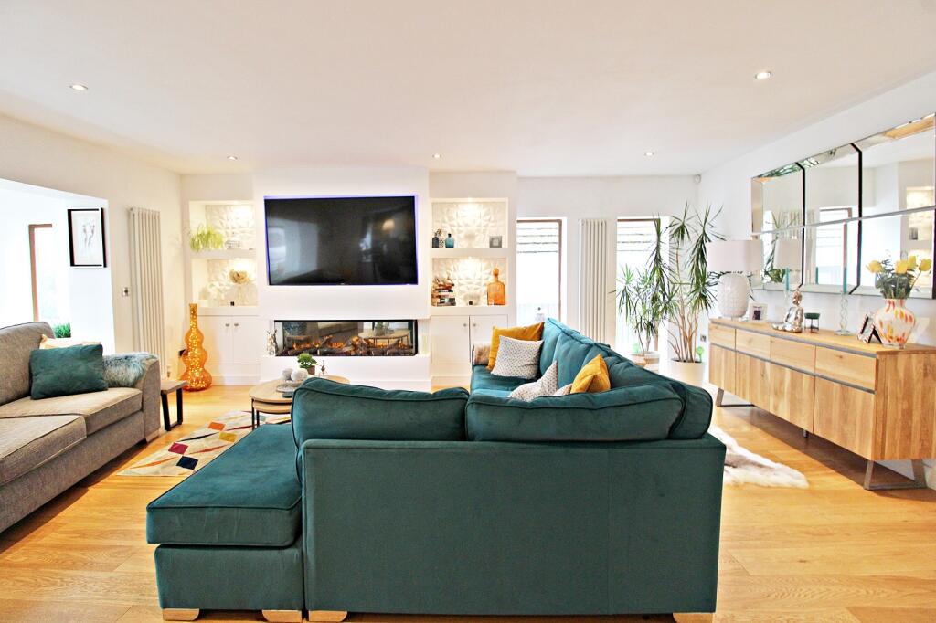 Additional image 17 of Manor Hill, Miskin, Pontyclun, Rhondda Cynon Taff. CF72 8JP