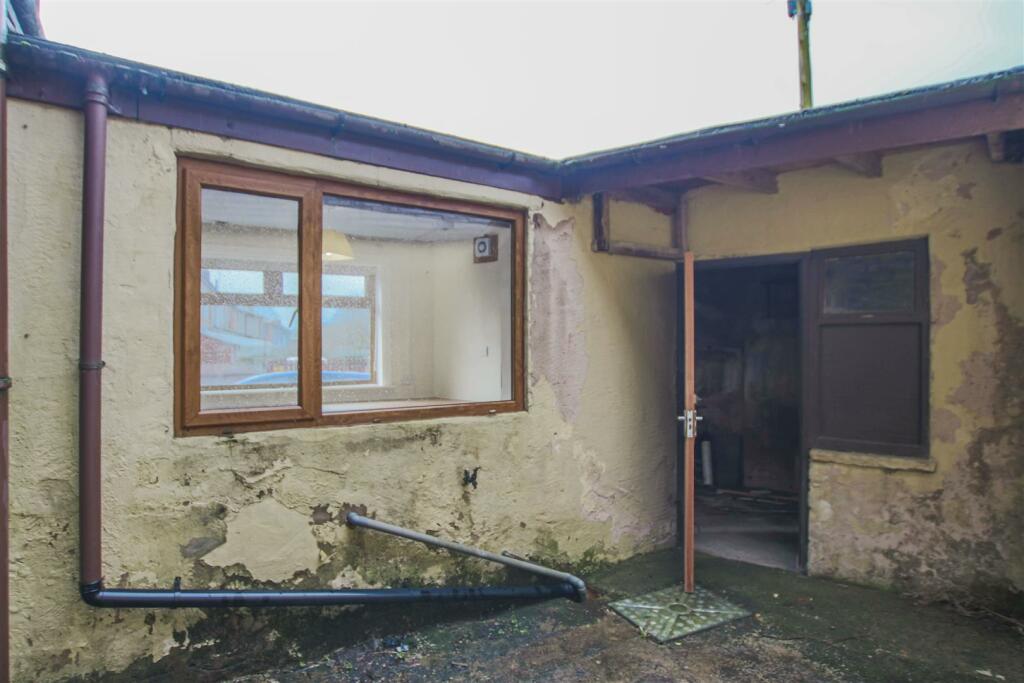 Additional image 23 of Blackburn Road, Great Harwood