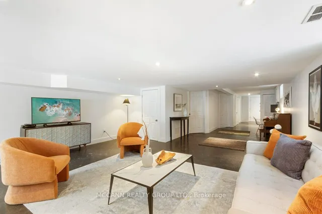 Additional image 30 of 133 Melrose Ave