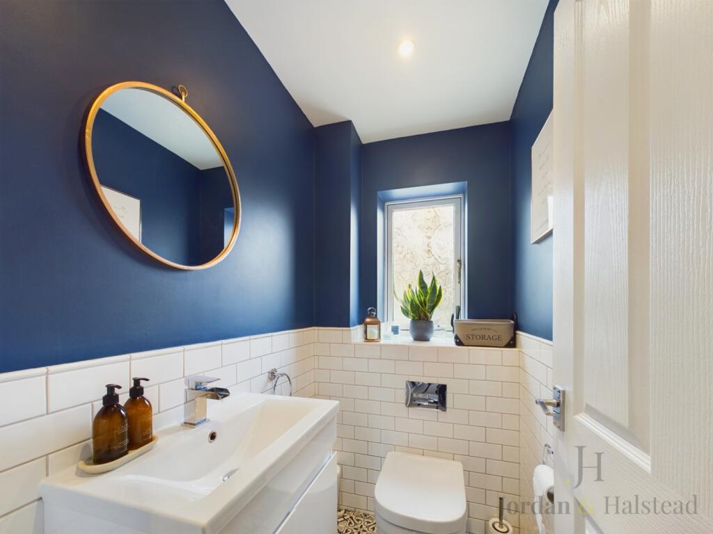 Additional image 5 of Fairholme Close, Saughall, Chester, Cheshire, CH1