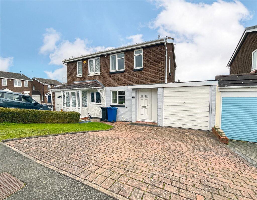 Cobia, Tamworth, Staffordshire, B77