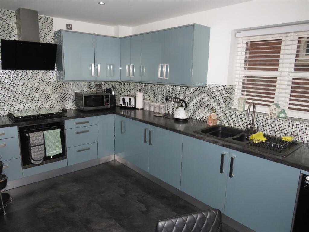 Additional image 13 of Woodfield House, Weland Close, Water Orton.