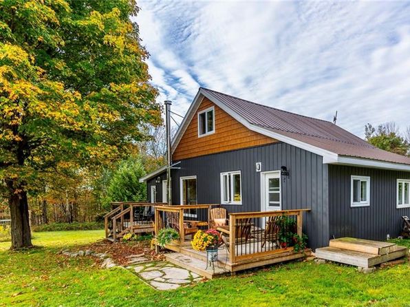 2369 Tom Bolton Rd, Dysart Et Al, ON K0M 1S0