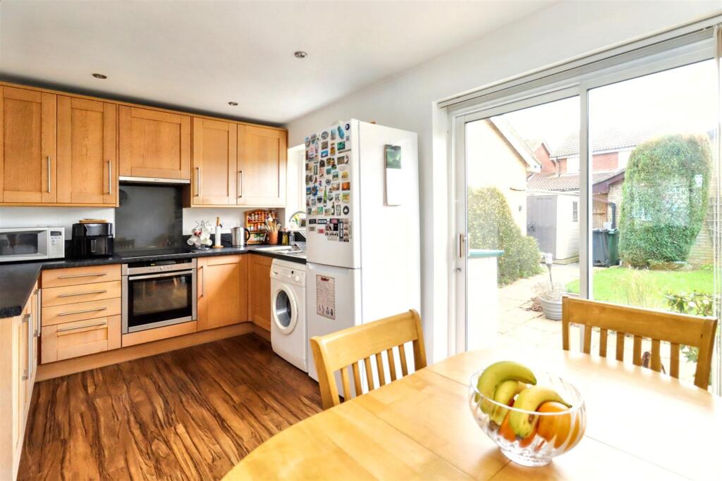 Additional image 3 of Popular family location in Clevedon