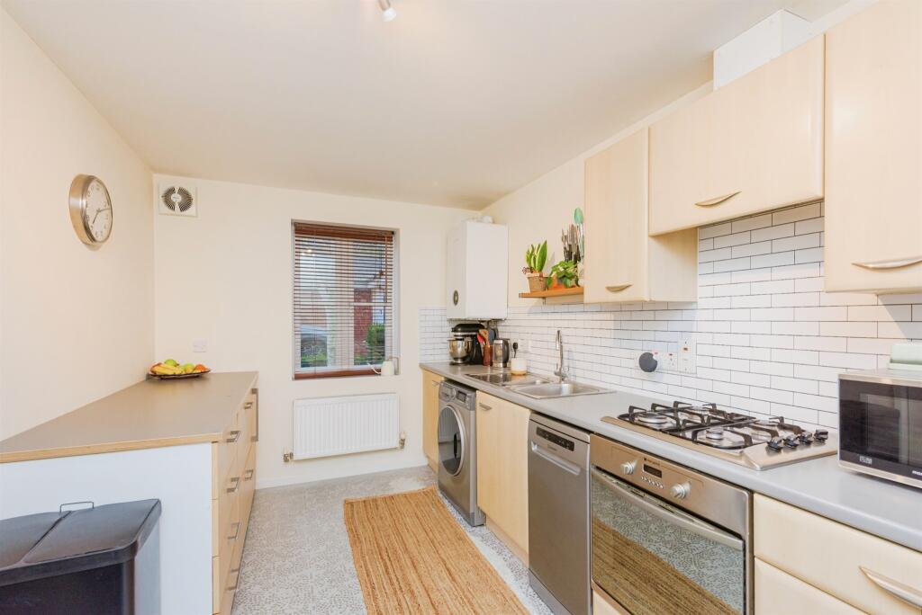 Additional image 8 of Paddock Close, Wilnecote, TAMWORTH