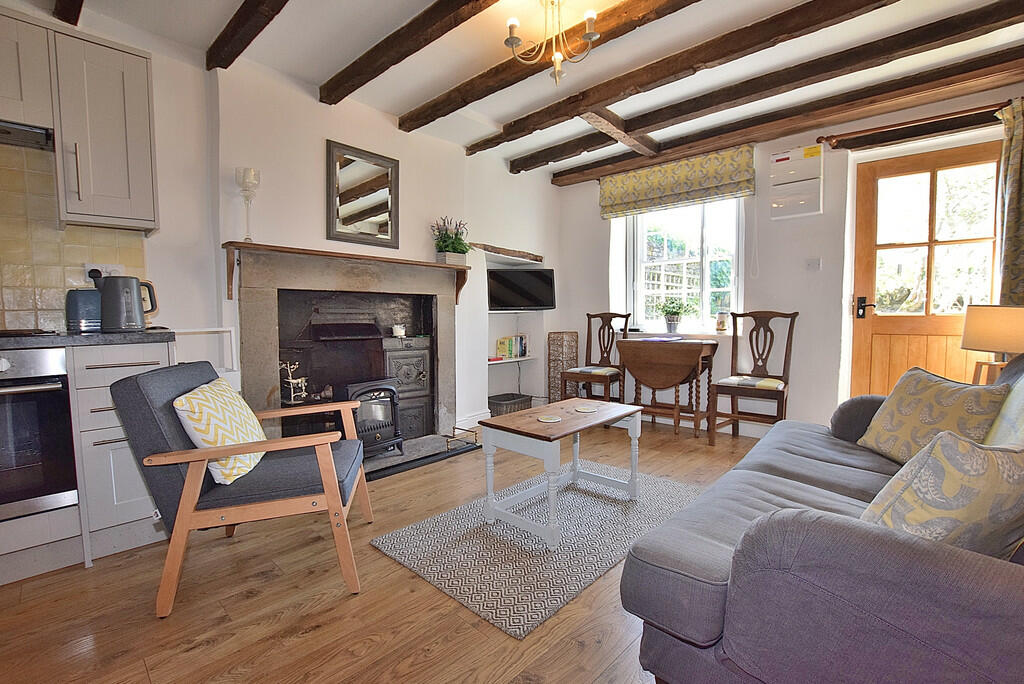 Additional image 4 of Youngs Yard, Richmond