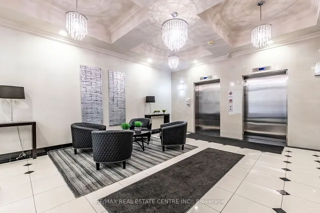 Additional image 9 of 5327 Upper Middle Rd Unit 108