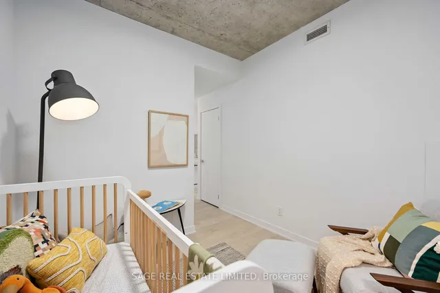 Additional image 32 of 1201 Dundas St Unit 609