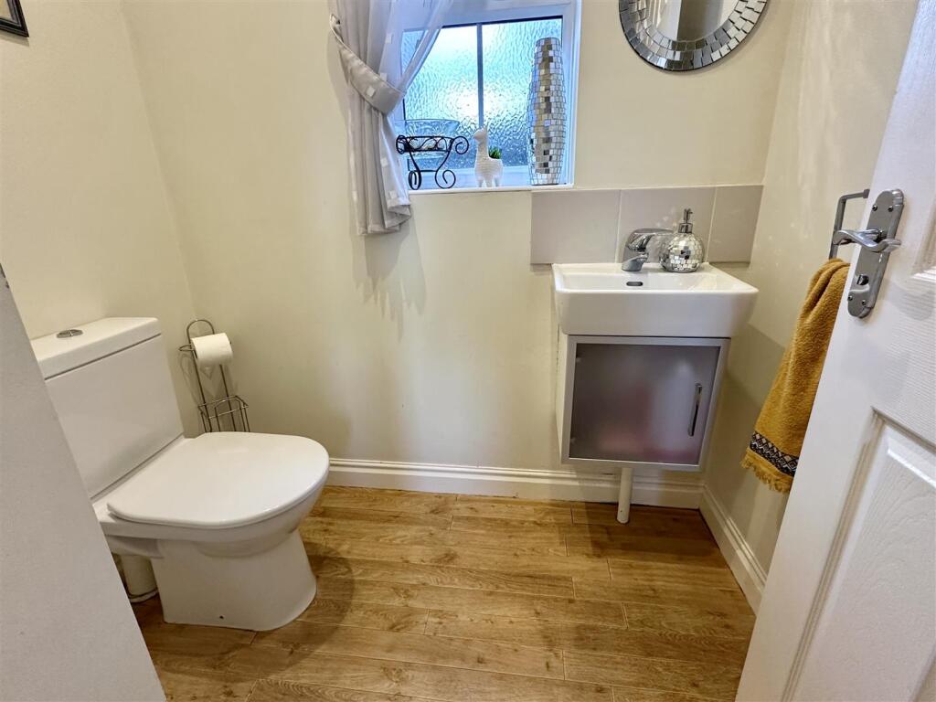 Additional image 24 of Johns Close, Studley