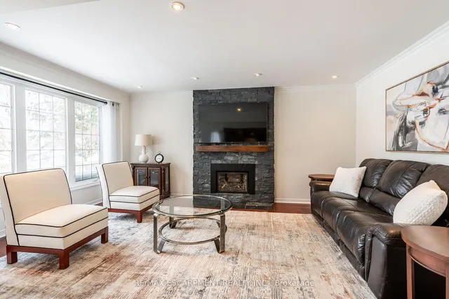 Additional image 15 of 2049 Country Club Dr