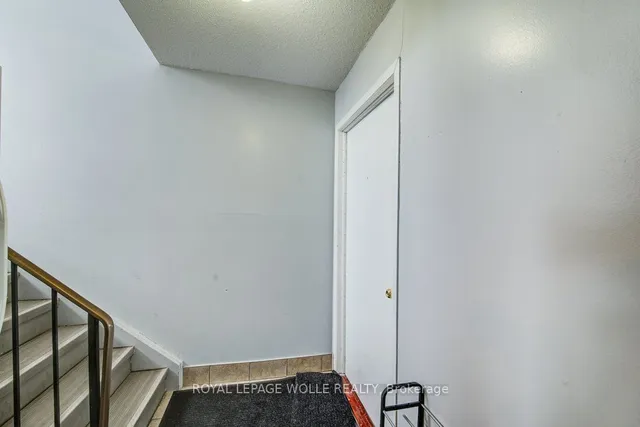 Additional image 16 of 103 Vicmount Dr