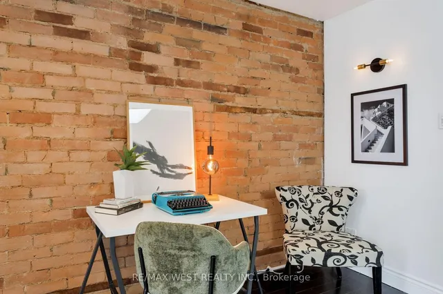 Additional image 20 of 303 Crawford St