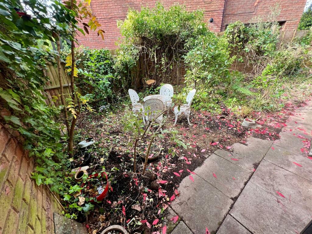 Additional image 14 of Burnaston Crescent, Monkspath, Solihull