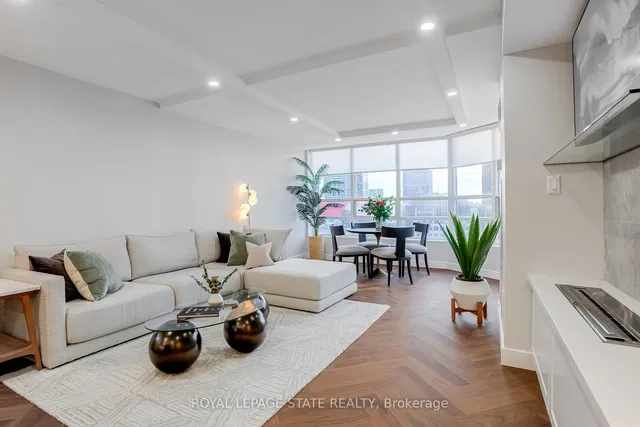 Additional image 18 of 71 Simcoe St Unit 2201