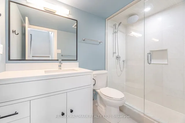 Additional image 28 of 31 Walmer Rd Unit 8