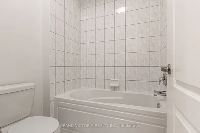 Additional image 38 of 35 Mountain Heights Pl