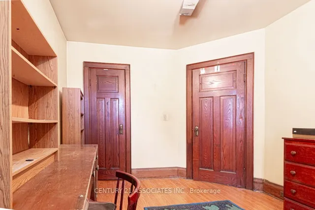 Additional image 25 of 634 Runnymede Rd