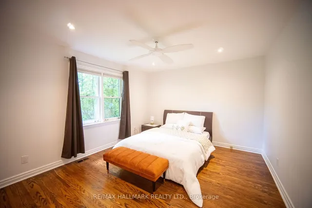 Additional image 16 of 131 Searle Ave