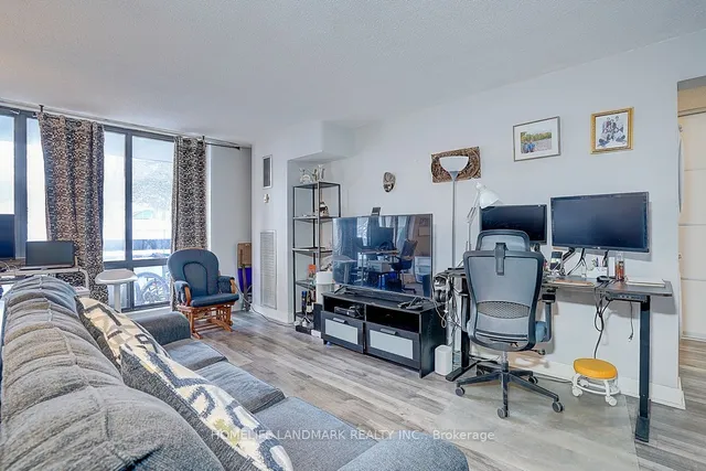 Additional image 8 of 350 Seneca Hill Dr Unit 201