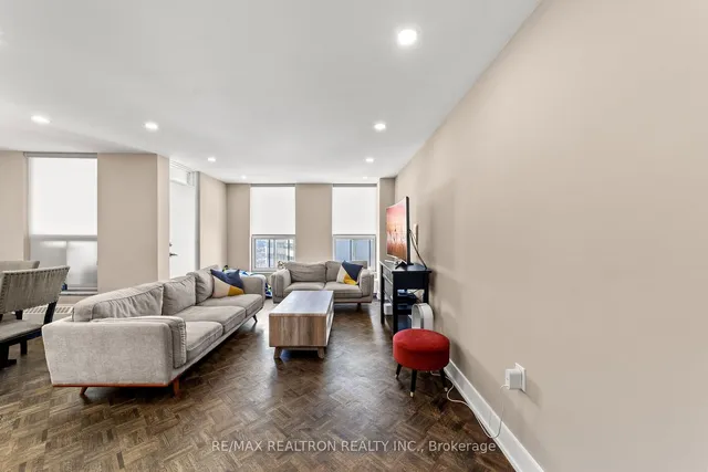 Additional image 4 of 130 Neptune Dr Unit 1501