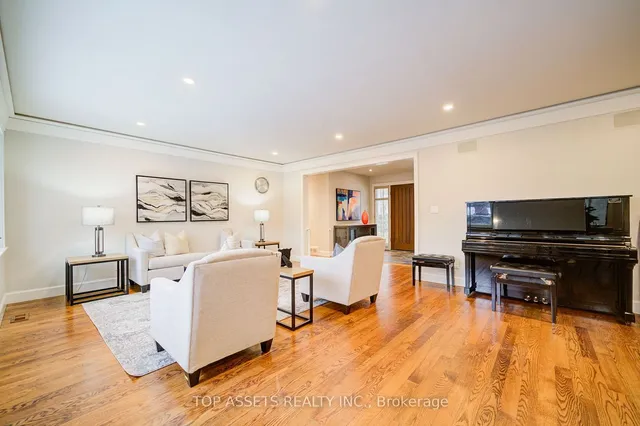 Additional image 5 of 223 Trelawn Ave