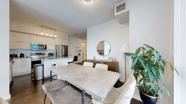 Additional image 11 of 55 Bremner Blvd Unit 3001