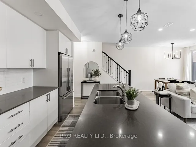 Additional image 8 of 1206 Main St Unit 211