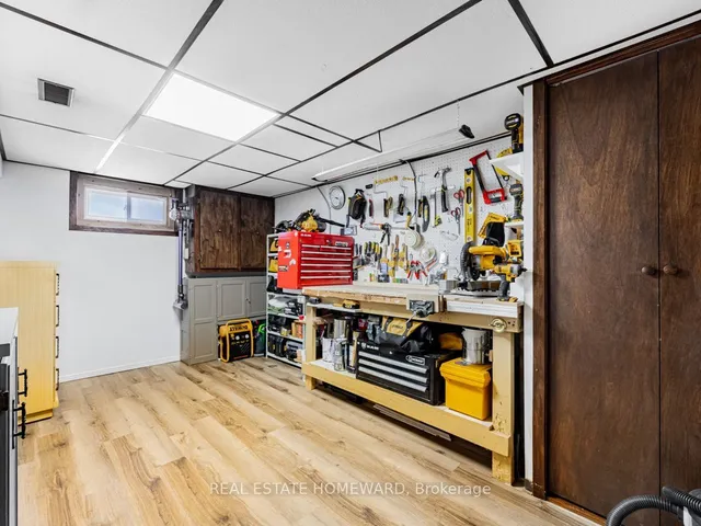 Additional image 31 of 166 Linden Ave