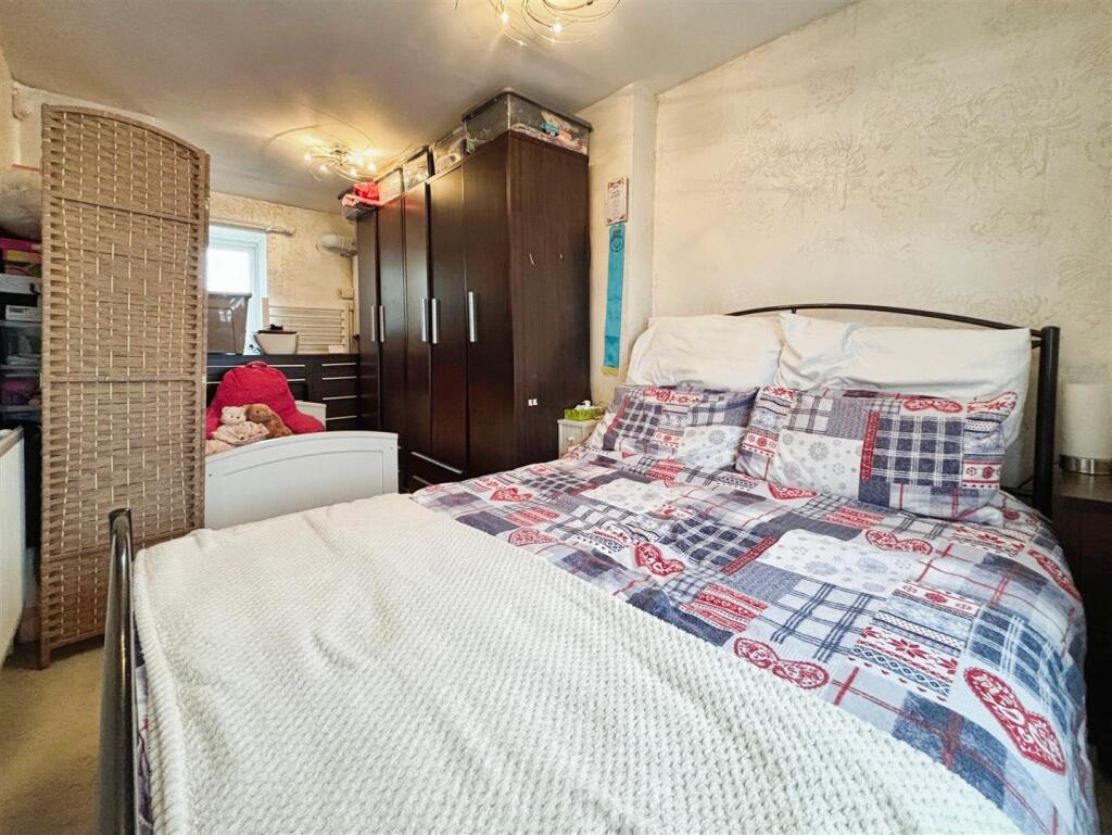 Additional image 8 of Ashfield Place, Fagley, Bradford, BD2 3JB