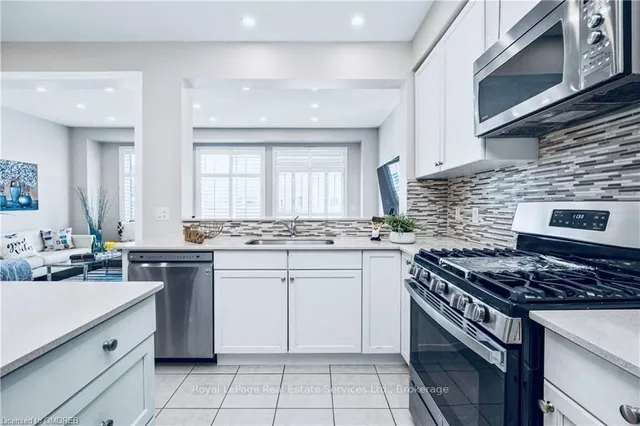 Additional image 10 of 106 HANSON Cres