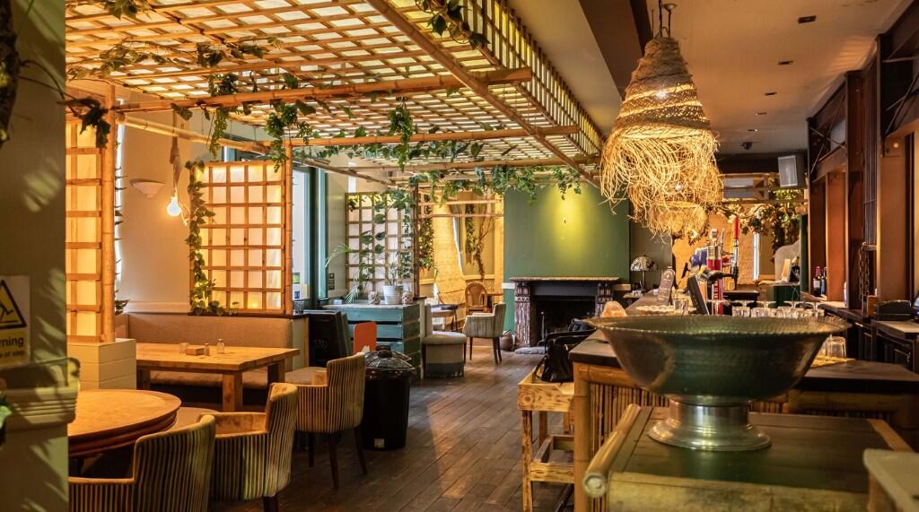 Additional image 3 of The Ox, Commercial Road, Poole, Dorset, BH14