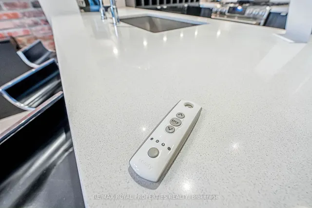 Additional image 21 of 88 Colgate Ave Unit 328