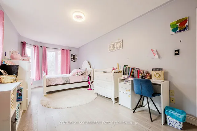 Additional image 22 of 59 Richwood Cres