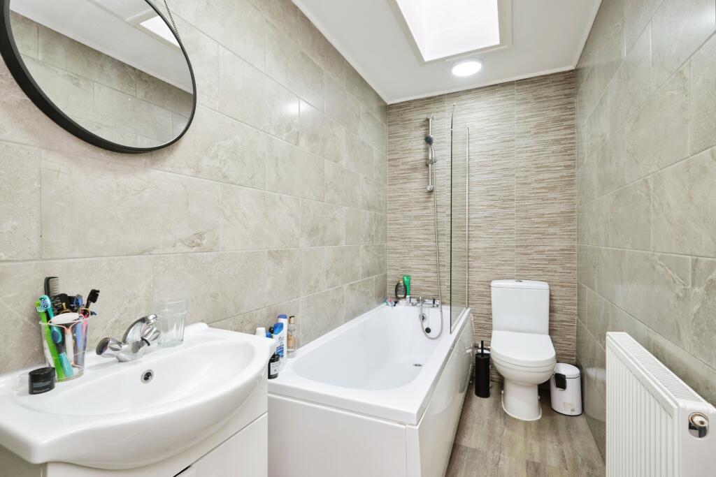 Additional image 9 of Porchester Drive, Birmingham, B19