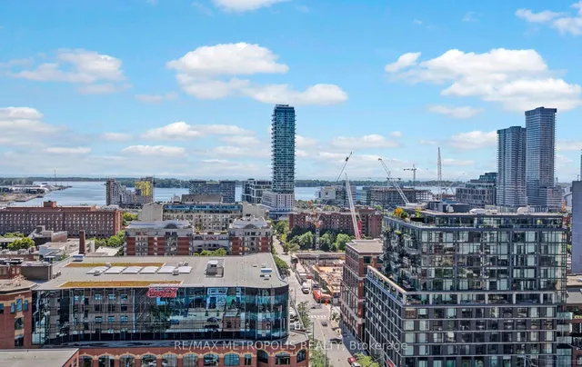 Additional image 21 of 460 Adelaide St Unit 2015