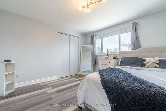 Additional image 23 of 52 Village Crt