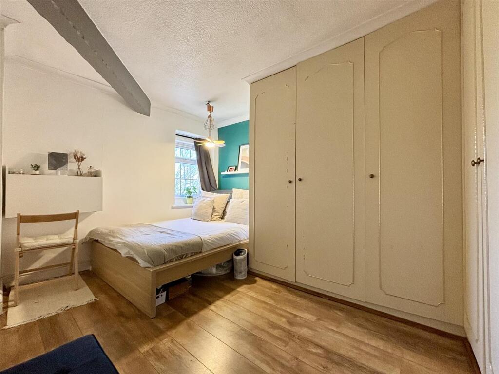 Additional image 8 of 9, Chapel Row, Bradford, BD15 7DE