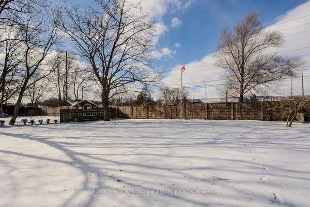 Additional image 12 of 993 Cloverleaf Dr