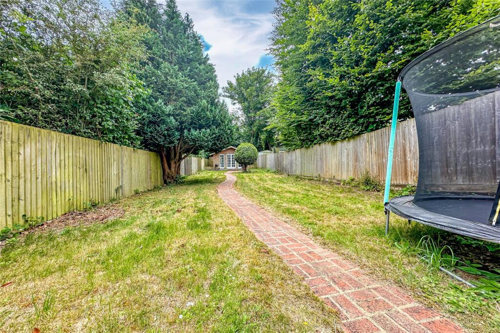 Additional image 9 of Pondfield Crescent, St. Albans, Hertfordshire, AL4