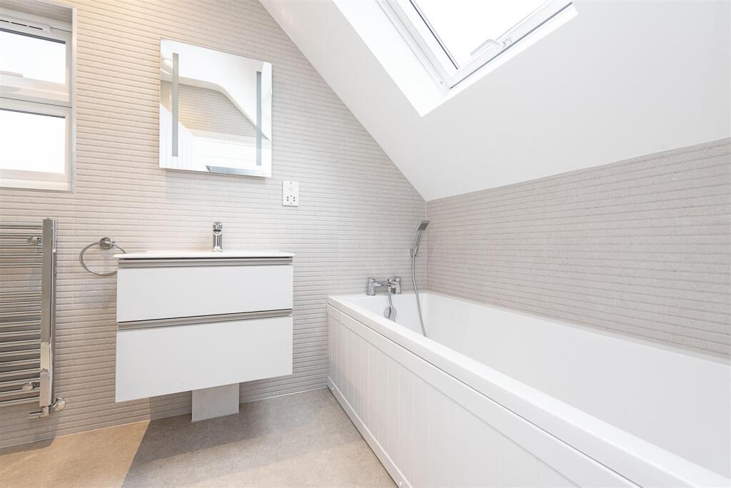 Additional image 8 of Crown Street, Redbourn