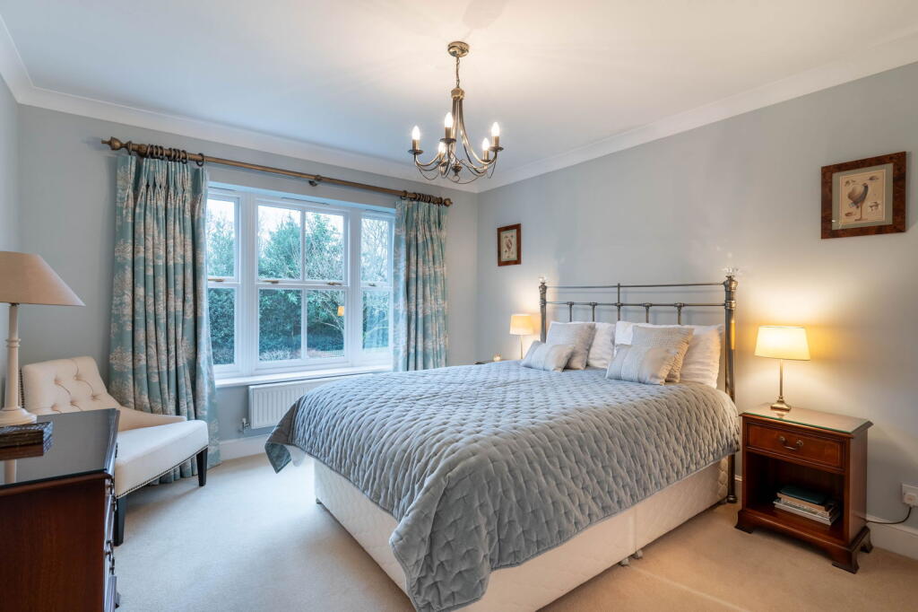 Additional image 17 of Merriemont Drive, Barnt Green, B45 8QZ