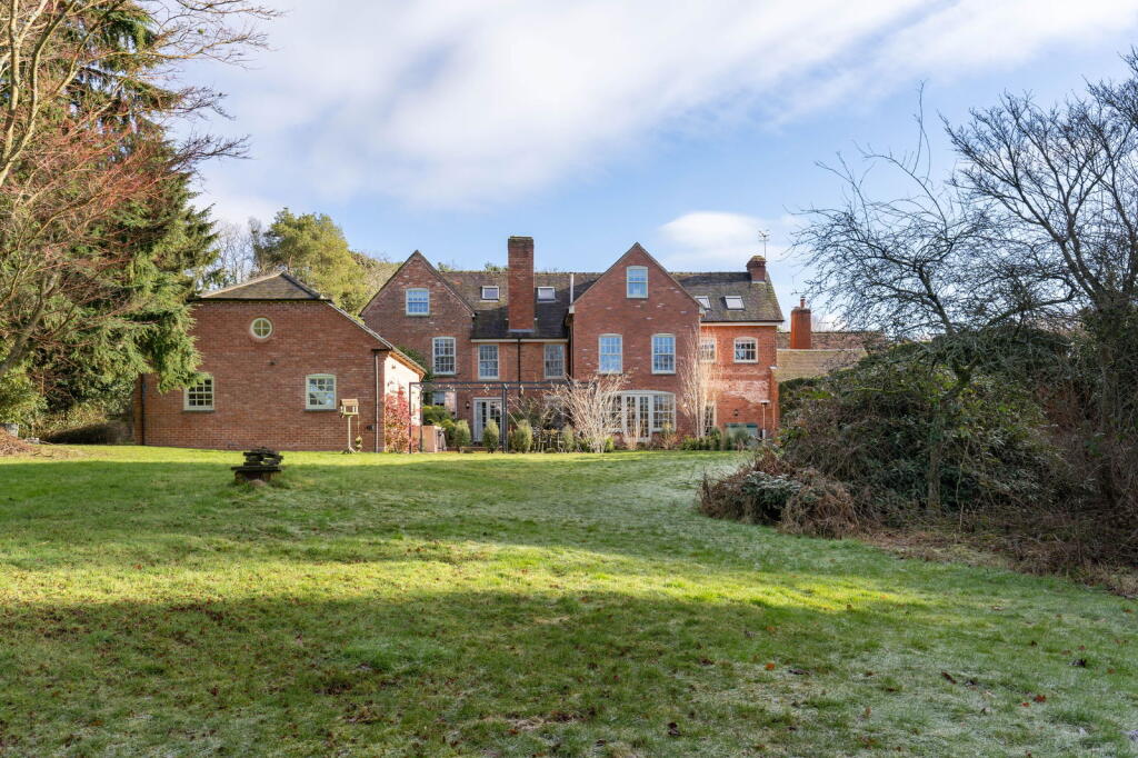 Additional image 3 of Dale Lane, Lickey End, B60 1GZ