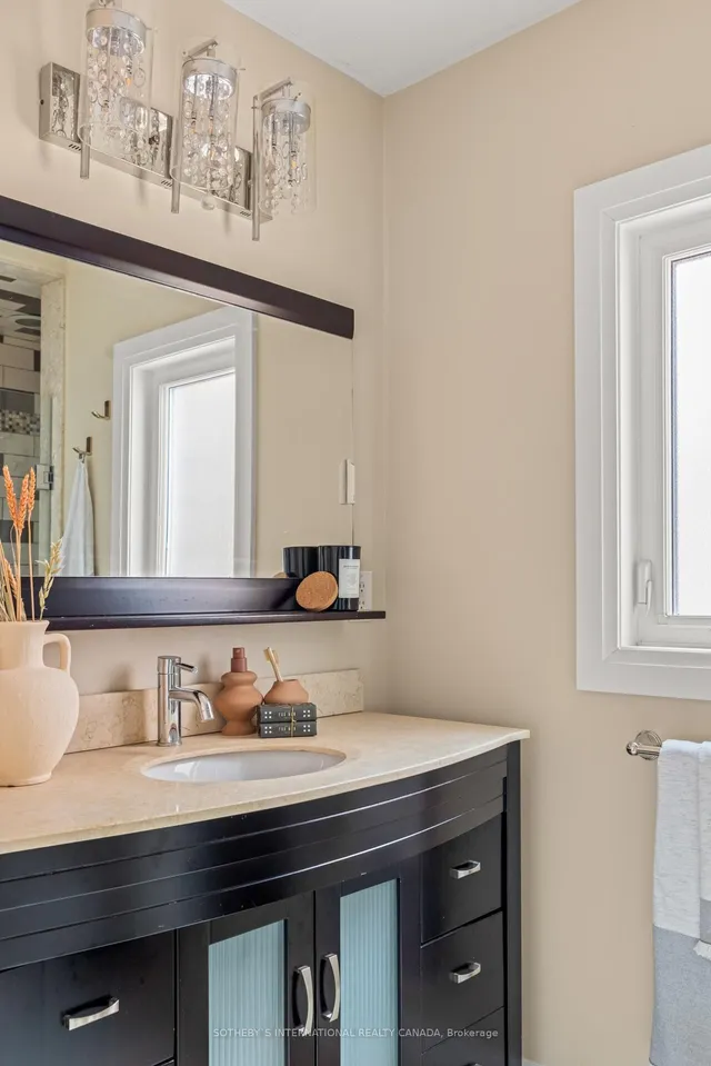 Additional image 26 of 48 Logan Ave