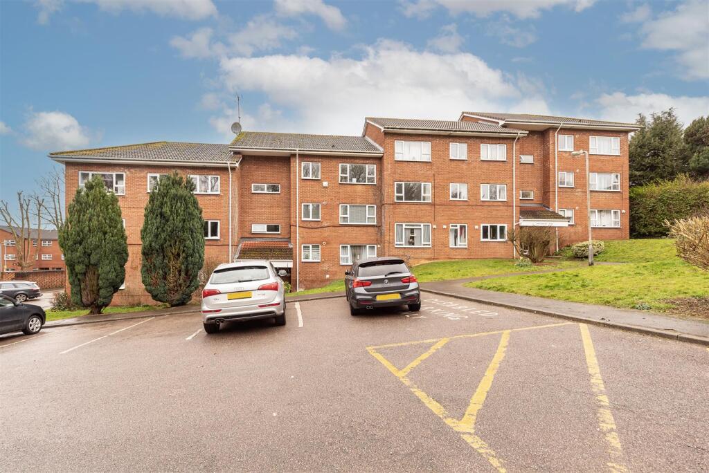 Additional image 8 of Hillside Road, Harpenden