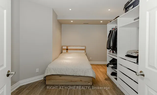 Additional image 39 of 129 Maple Leaf Dr