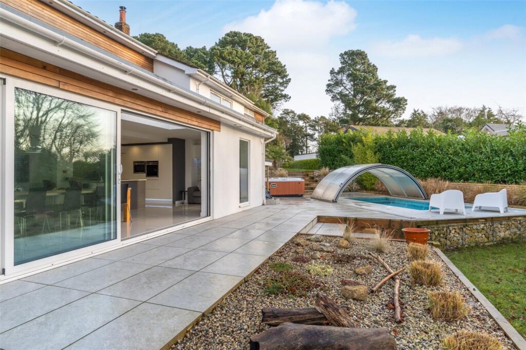 Additional image 23 of Stroud Close, Colehill, Wimborne, Dorset, BH21